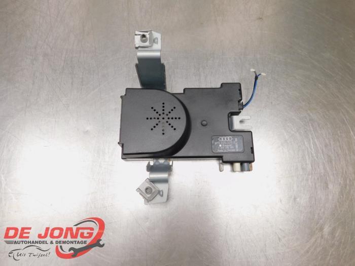 Antenne amplificateur d'un Audi A3, Autos : Pièces & Accessoires, Électronique & Câbles, Audi, Utilisé, 3 mois de garantie, Enlèvement ou Envoi
