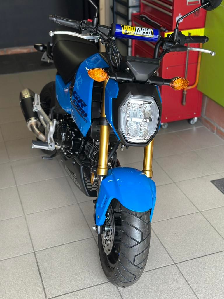 Honda grom 125 neuf jamais  roulé 0 km, Motos, Particulier, Neuf