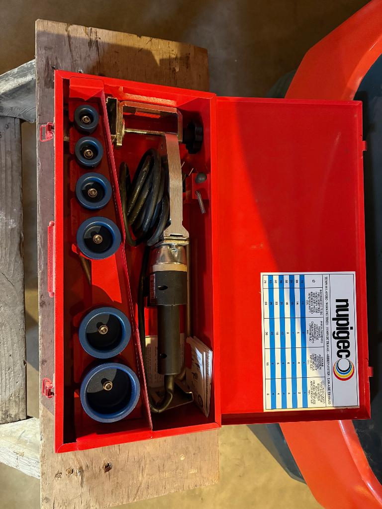 machine outillage, Enlèvement, Comme neuf