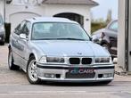 Bmw 318is e36 Coupe 1.9i ** M pakket  ** 102.000 km  **, Auto's, Automaat, 4 cilinders, Bedrijf, 5 zetels