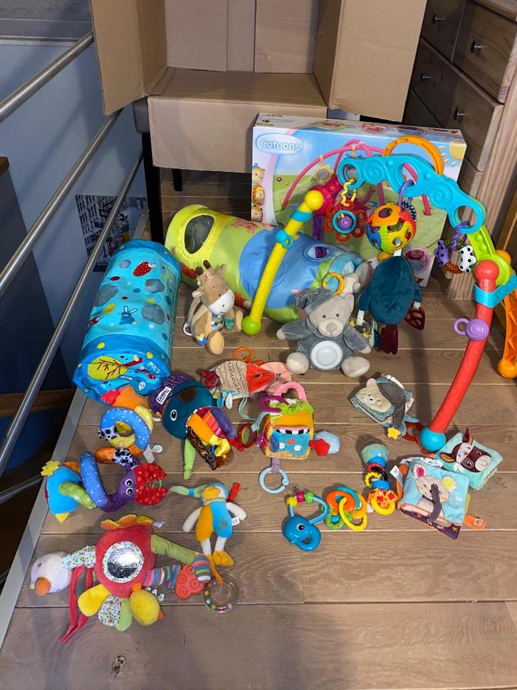 Lot jouets bébé 0 à 2 ans !, Enfants & Bébés, Jouets | Jouets de bébé, Comme neuf, Enlèvement