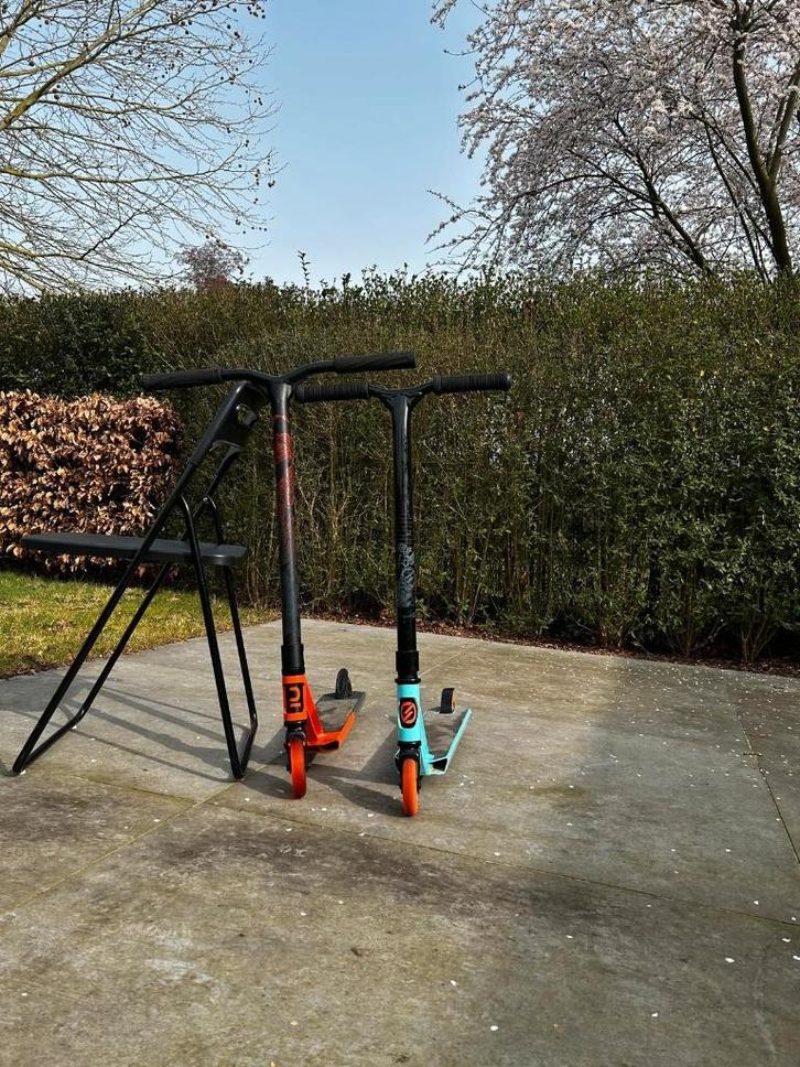 2 Stuntsteps, Fietsen en Brommers, Steps, Gebruikt, Gewone step, Ophalen