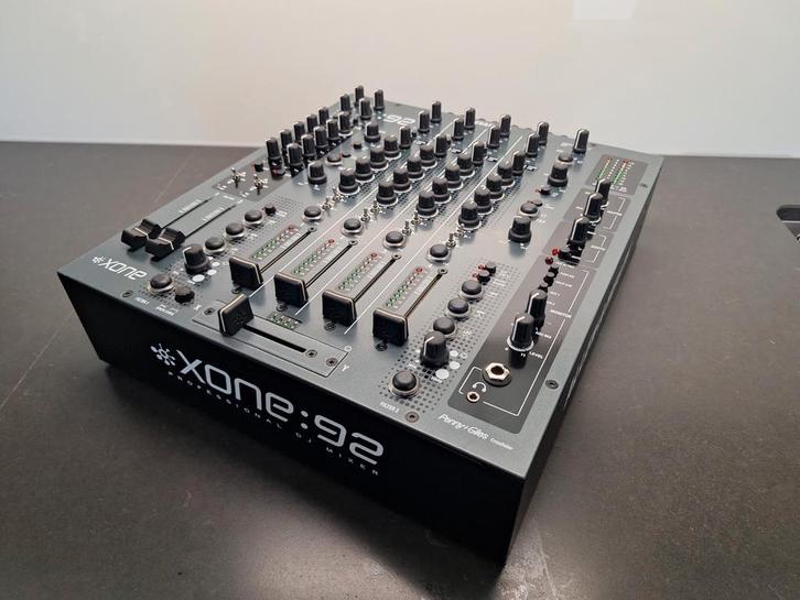 Allen&Heath Xone92 mixer zgan, Muziek en Instrumenten, Mengpanelen, Ophalen