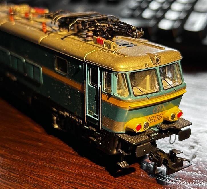 3402. NMBS H0 Märklin elektrische locomotief., Hobby en Vrije tijd, Modeltreinen | H0, Zo goed als nieuw, Locomotief, Märklin