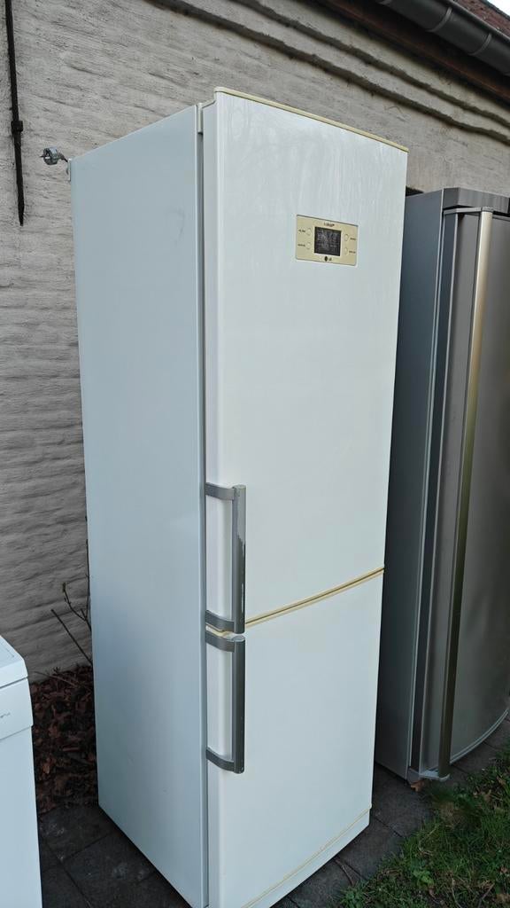 LG Koelkast met diepvries 2-in-1, Elektronische apparatuur, Koelkasten en IJskasten, Ophalen, Gebruikt, 200 liter of meer, 60 cm of meer
