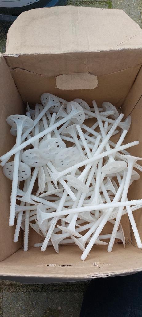 Klimas isolatiepluggen 10x220mm, Doe-het-zelf en Bouw, IJzerwaren en Bevestigingsmiddelen, Nieuw, Pluggen, 100 tot 250 mm, Ophalen