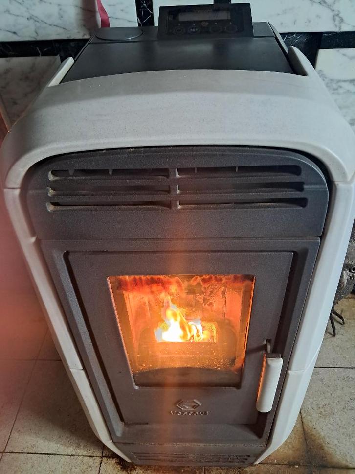 Pelletkachel 12kw, Huis en Inrichting, Kachels, Gebruikt, Vrijstaand, Pelletkachel, Overige brandstoffen, Ophalen