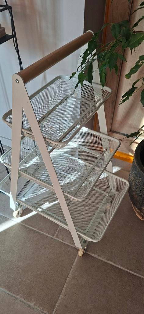 Metalen rekje, Huis en Inrichting, Woonaccessoires | Krantenbakken en Lectuurbakken, Ophalen