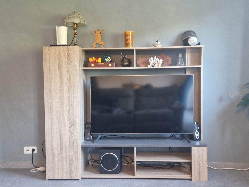 meuble TV, 25 à 50 cm, Moderne, bicolore, bois et béton, 150 à 200 cm, Comme neuf