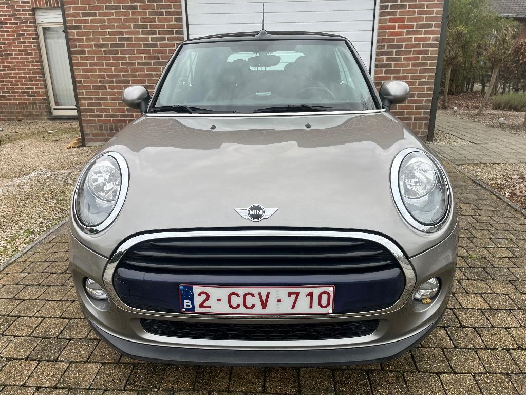 Mooie Mini Cooper cabrio, Auto's, Mini, Particulier, Cabrio, ABS, Airbags, Airconditioning, Alarm, Bluetooth, Boordcomputer, Centrale vergrendeling