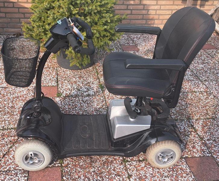 "Kymco" compacte deelbare (opvouwbare) scootmobiel, Diversen, Brommobielen en Scootmobielen, Kymco, Ophalen