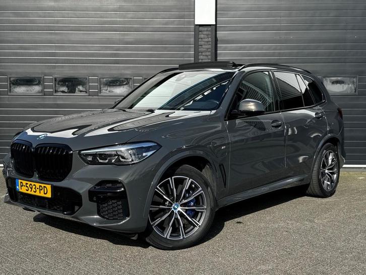 BMW X5 xDrive45e High Executive M-Sport | Pano | Memory | €, Auto's, BMW, Bedrijf, X5, 4x4, ABS, Adaptieve lichten, Airbags, Alarm