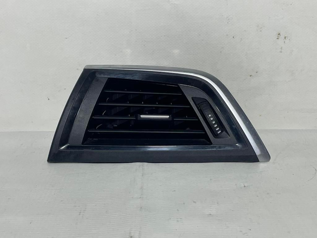 Aerateurs tableau de bord 9205355 BMW F20 LCI, Autos : Pièces & Accessoires, Tableau de bord & Interrupteurs, BMW, Utilisé, Enlèvement