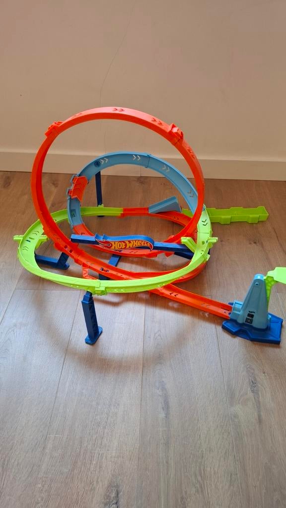 Hot wheels racebaan loops, Ophalen, Racebaan, Hot Wheels