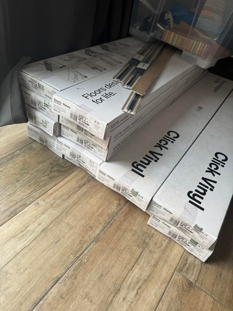 +- 30 vierkante metee pvc vloer, Ophalen