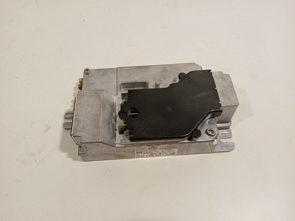 Versterker BMW 1 serie, Auto diversen, Autoradio's, Ophalen of Verzenden