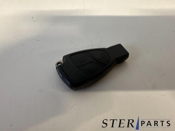 Sleutel van een Mercedes C-Klasse, Gebruikt, -, Ophalen of Verzenden, -