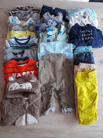 Lot vêtements (28 pièces ) garçon 6 mois