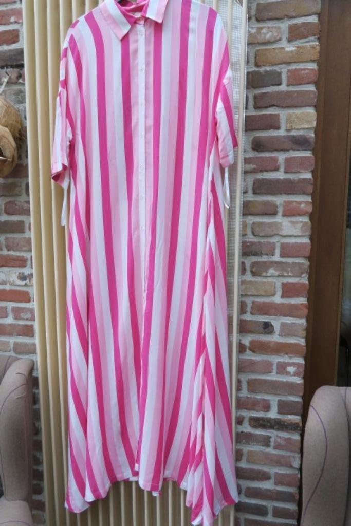 Maxi kleedje strepen rood roze Twinset mt 42, Kleding | Dames, Jurken, Zo goed als nieuw, Maat 42/44 (L), Rood, Onder de knie