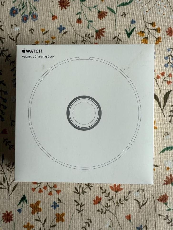 Apple Watch - Magnetic Charging Dock, Telecommunicatie, Mobiele telefoons | Telefoon-opladers, Zo goed als nieuw, Ophalen