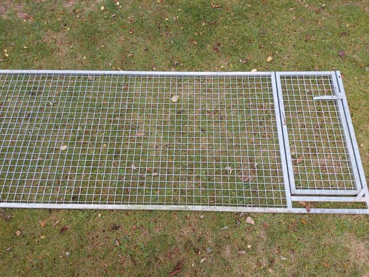 Honden-/puppyren, galvanisé + draaideur 1.30mx3mx1.2m hoog, Dieren en Toebehoren, Hondenhokken, Zo goed als nieuw, 100 cm of meer