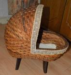 berceau jouet en osier vintage, Antiquités & Art, Enlèvement ou Envoi