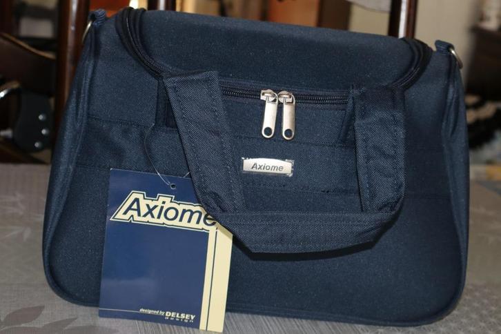 Nieuwe handtas Axiome van Damart, Handtassen en Accessoires, Tassen | Damestassen, Nieuw, Handtas, Blauw, Ophalen of Verzenden