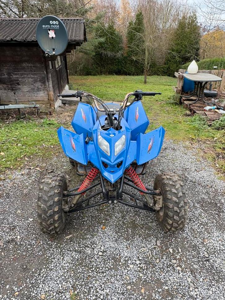 Quad 250cc, Fietsen en Brommers, Minibikes, Midibikes en Pitbikes, Zo goed als nieuw, Ophalen