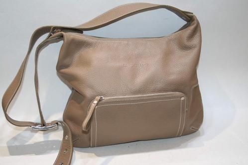 Longchamp schoudertas/crossbody generfd leer in TTBE, Handtassen en Accessoires, Tassen | Damestassen, Zo goed als nieuw, Schoudertasje