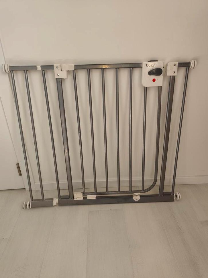 Traphek deurhek Quax met verlengstuk. Zilverkleurig., Kinderen en Baby's, Traphekjes, Zo goed als nieuw, Ophalen