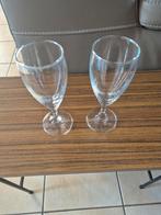 12 champagneglazen, Verzamelen, Ophalen