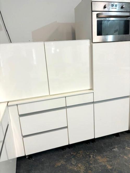 Complete hoogglans wit keuken + alle apparatuur voor €1.199,, Huis en Inrichting, Keuken | Complete keukens, Zo goed als nieuw