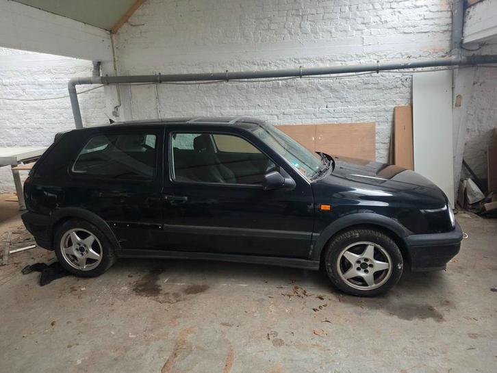 Volkswagen golf 3 gti 8v oldtimer, Autos, Volkswagen, Particulier, Golf, Essence, 3 portes, Boîte manuelle, Noir, Traction avant