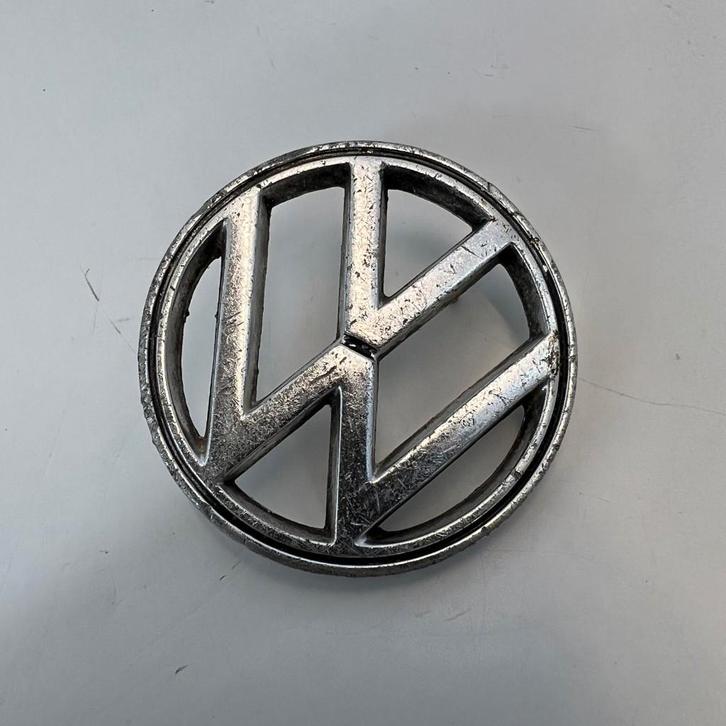Emblème de nez VW Karmann Ghia, logo type 34, Autos : Divers, Accessoires de voiture, Utilisé, Enlèvement ou Envoi