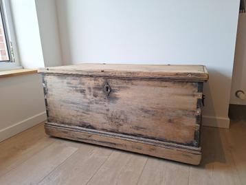 Antieke houten kist, Huis en Inrichting, Woonaccessoires | Kisten, Ophalen, Zo goed als nieuw, 50 tot 75 cm