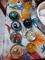 Boule verre décorée, Enlèvement