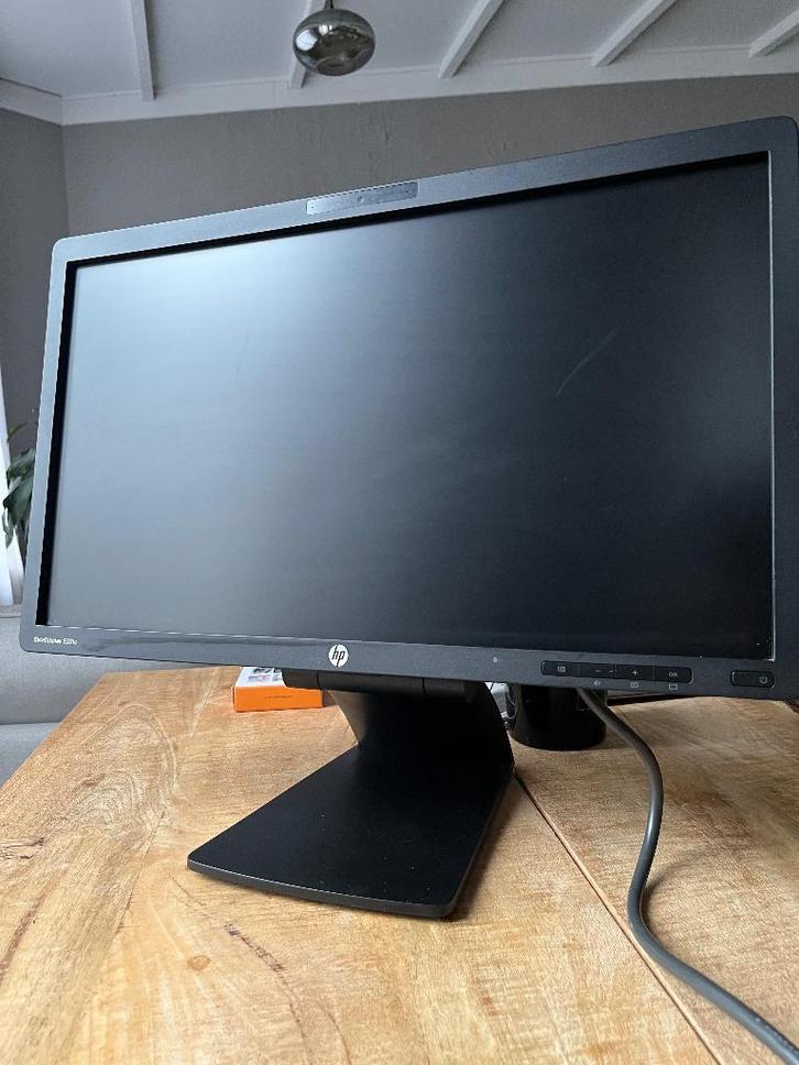 Monitor HP EliteDisplay E221c - 22”  | Perfecte Staat, Computers en Software, Monitoren, Zo goed als nieuw, DisplayPort, DVI, VGA