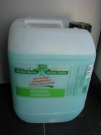 Nettoyant tout usage pH neutre 10 litres. voir les photos po, Maison & Meubles, Produits de nettoyage, Produit de nettoyage, Enlèvement