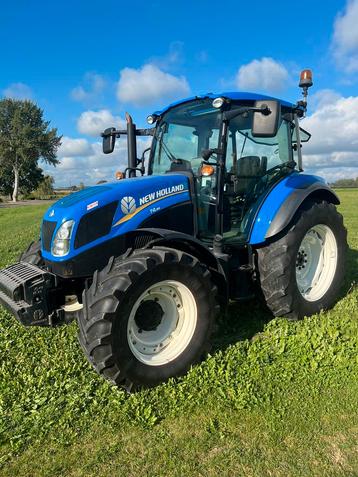 New Holland t4.95 2013  disponible aux enchères