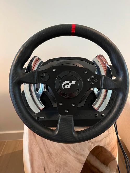 Thrustmaster racestuur met pedalen, Games en Spelcomputers, Spelcomputers | Sony Consoles | Accessoires, Zo goed als nieuw, PlayStation 3