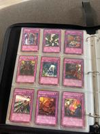 First Edition en andere oude yu-gi-oh kaarten, Ophalen of Verzenden, Zo goed als nieuw