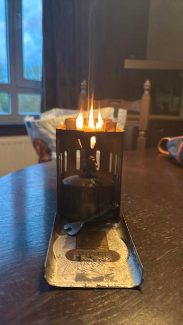 Werkende petrol kacheltje van 1952 (primus) beschikbaar voor biedingen