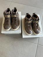 2 paar hoge schoenen Geox maat 27 en 29 taupe/goud, Kinderen en Baby's, Ophalen, Gebruikt, Meisje, Schoenen