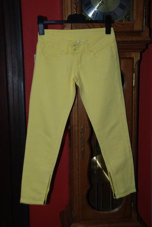 7/8th „MNG” gele jeans T34 strakke skinny fit als NIEUW!, Kleding | Dames, Spijkerbroeken en Jeans, Zo goed als nieuw, W27 (confectie 34) of kleiner