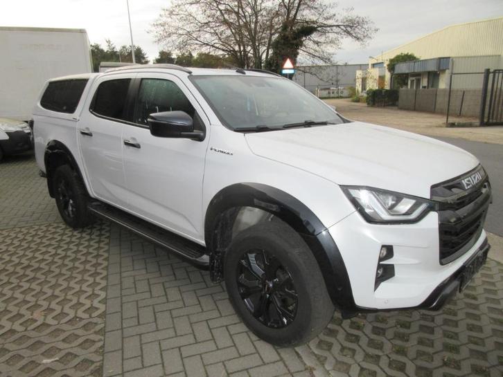 Isuzu D-Max 1.9D V-Cross 120Kw Autom. 2024  + Opties, Auto's, Isuzu, Bedrijf, Te koop, D-Max, 4x4, ABS, Achteruitrijcamera, Airbags