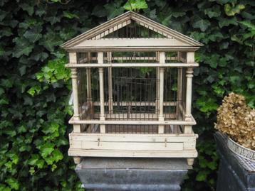 antieke houten VOGELKOOI groot model vogelhuis beschikbaar voor biedingen