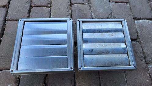2 RVS Ventilatieroosters (prijs per stuk), Doe-het-zelf en Bouw, Ventilatie en Afzuiging, Zo goed als nieuw, Ophalen