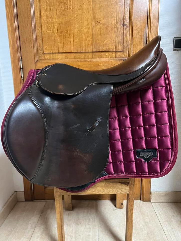 Professioneel Zaldi Star springzadel, Dieren en Toebehoren, Paarden en Pony's | Zadels, Zo goed als nieuw, Springen, Ophalen