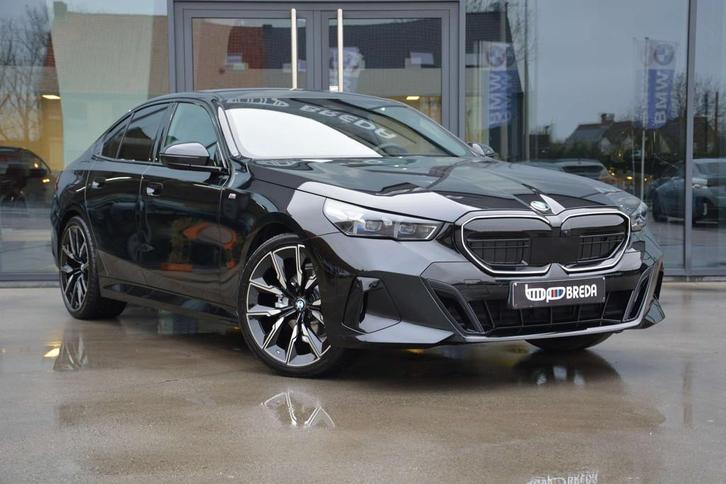 BMW 5 Serie 520 I M-Sport/Trekhaak/HUD/Harman Kardon/ACC/360, Auto's, BMW, Bedrijf, Te koop, 5 Reeks, 360° camera, ABS, Achteruitrijcamera