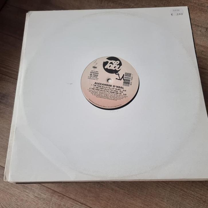 12" Alexander O'Neal – The Yoke (G.U.O.T.R.), Cd's en Dvd's, Vinyl Singles, Gebruikt, Maxi-single, R&B en Soul, 12 inch, Ophalen of Verzenden